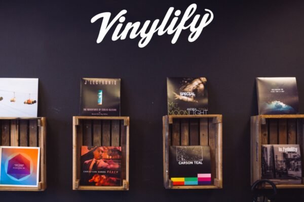 How to Build the Ultimate Vinyl Collection